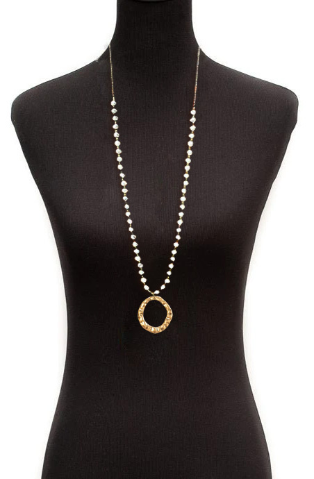 Gold Chain Beaded Pearl Necklace With Round Metal Pendant