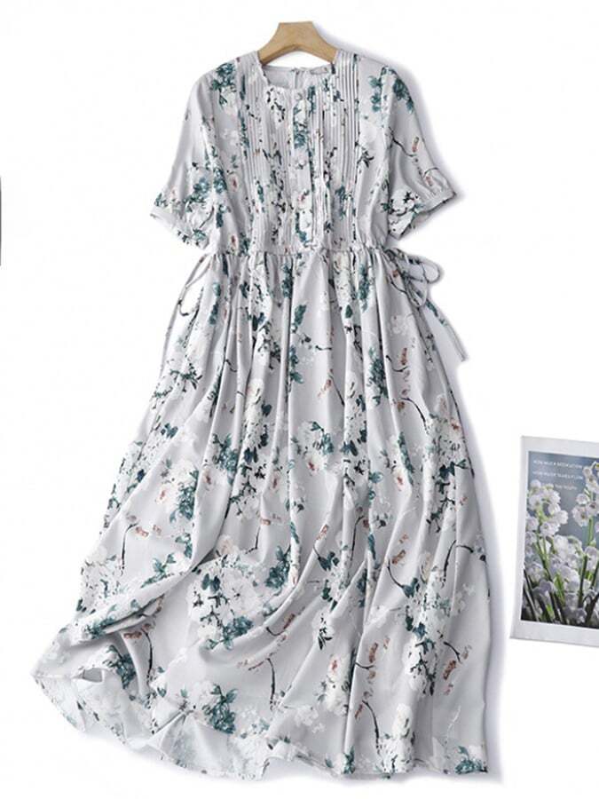 Round Neck Floral Pocket High Waisted Dress