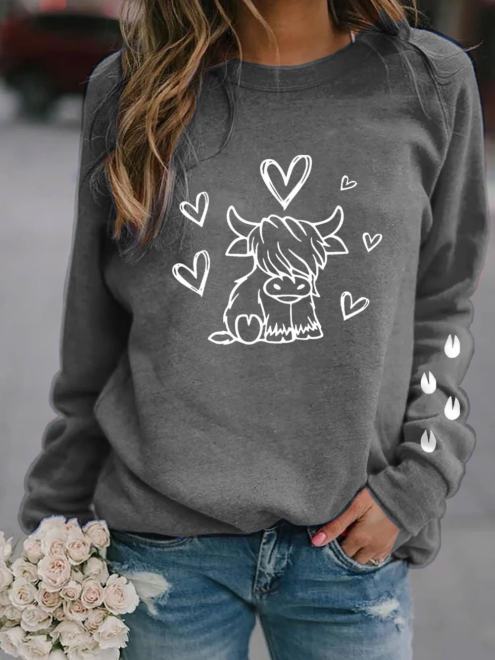 Women's Cute Highland Cow Print Sweatshirt