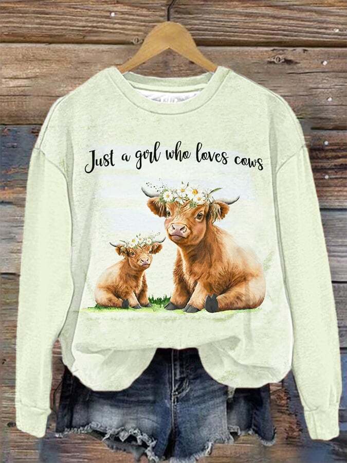 Women's Just a girl who loves cows highland cow print sweatshirt