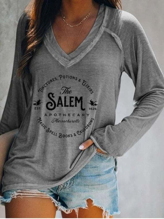 Women's Salem Massachusetts Happy Halloween Witch Casual V-Neck Long-Sleeve T-Shirt