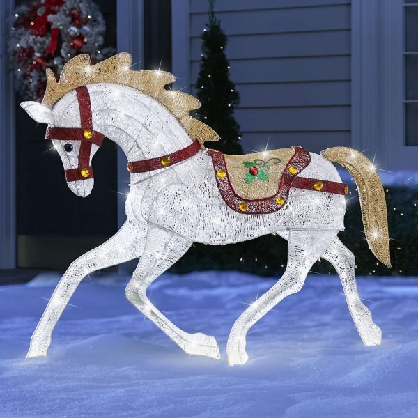 Christmas-the twinkling lawn sculpture stallion