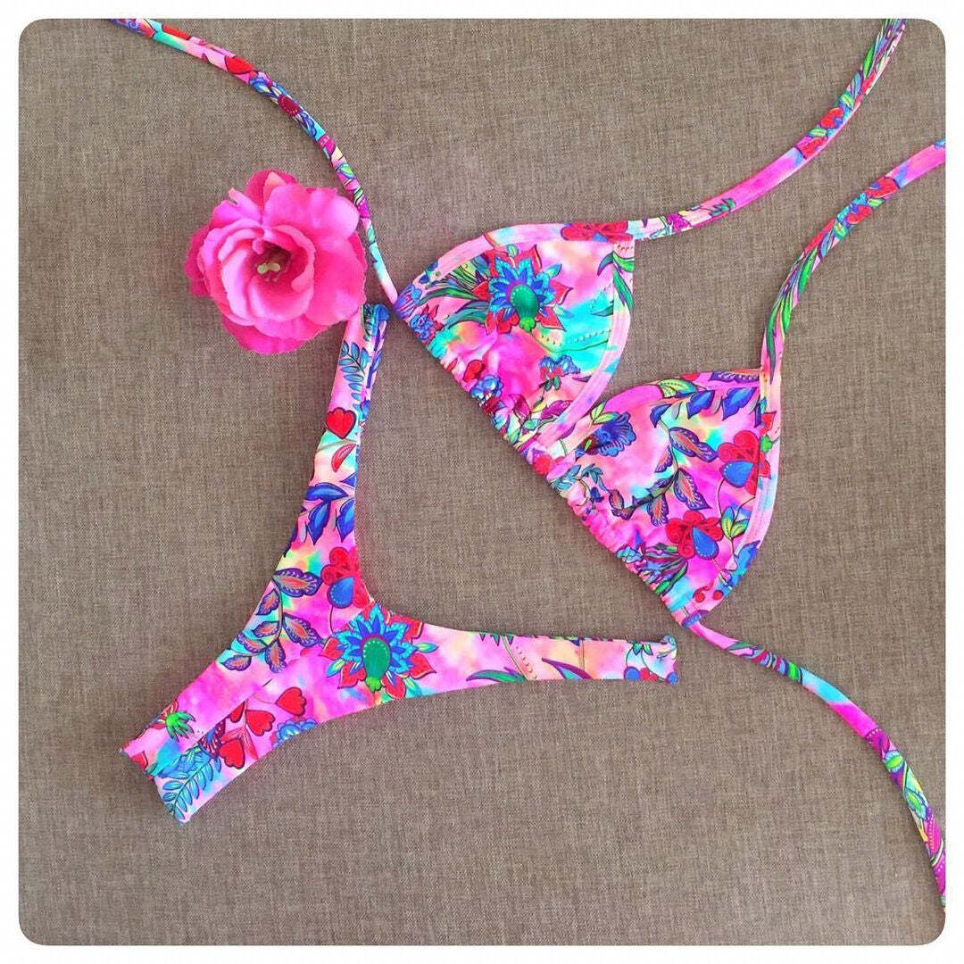 Sexy split halterneck bikini - Velevos