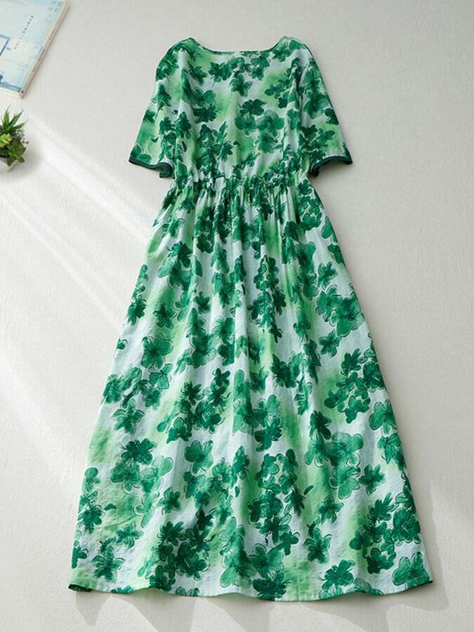 V-Neck Pleated Vintage Printed Dress