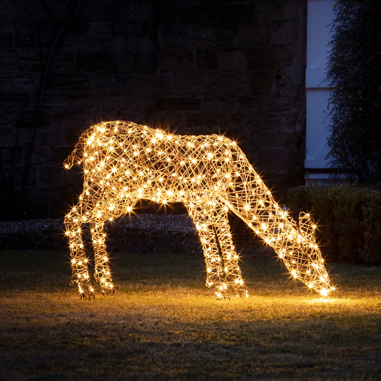 1m Studley Rattan Doe Light Up Reindeer 24v